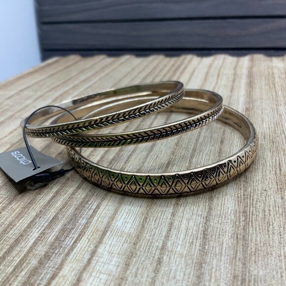 Chico's NWT Gold Tone Set of 3 Bangles - Picture 1 of 5